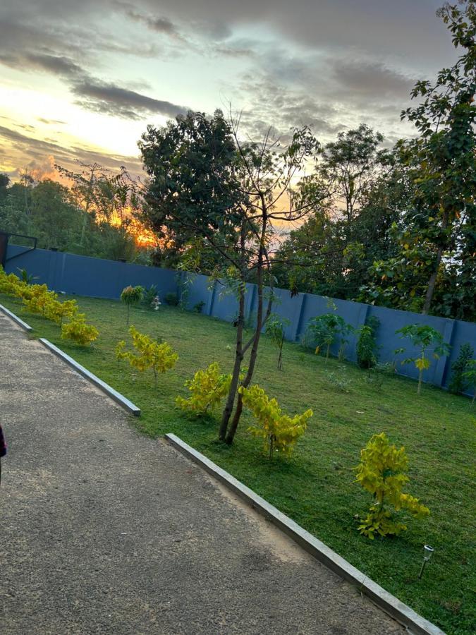 Hotel Amba Kola Udawalawa Udawalawe Exteriér fotografie